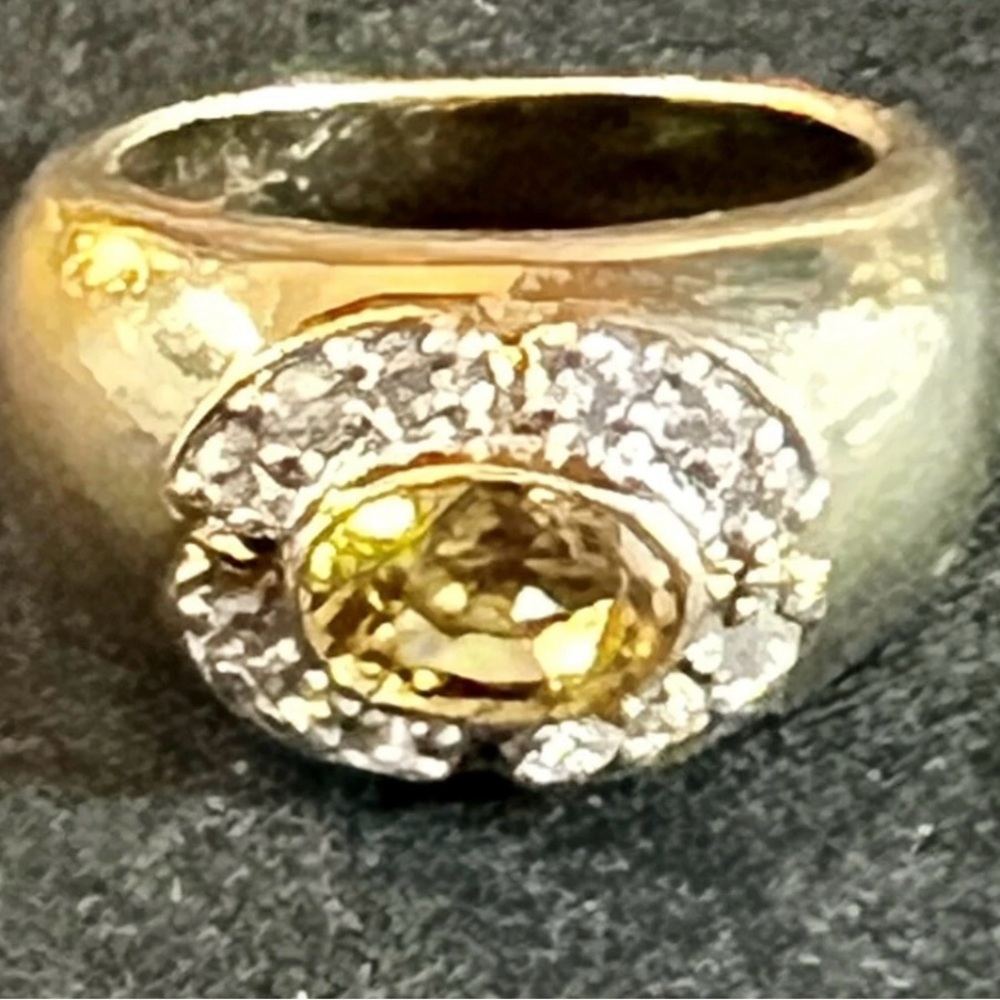 Elegant Gold and Silver Ring